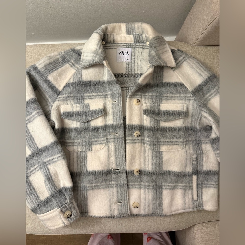 Zara Women’s Plaid Jacket - Gray and Cream